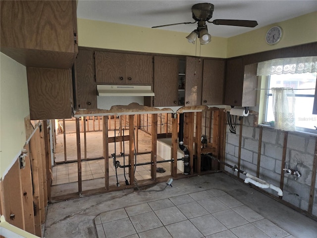 kitchen with ceiling fan