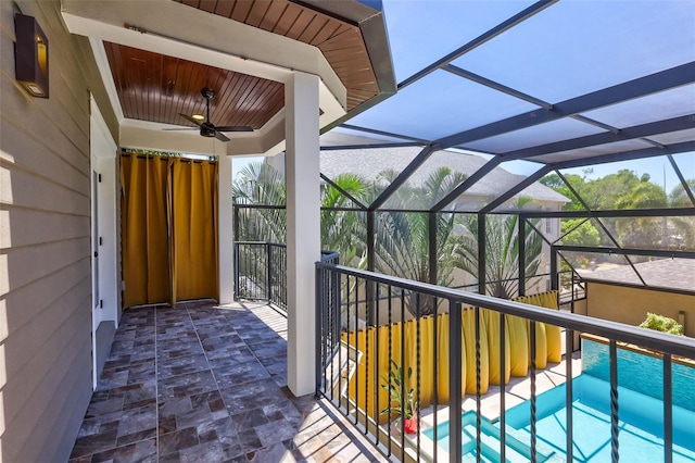 balcony with ceiling fan