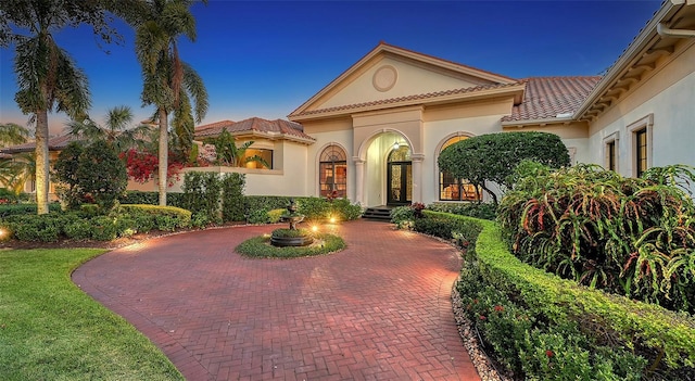 view of mediterranean / spanish-style house