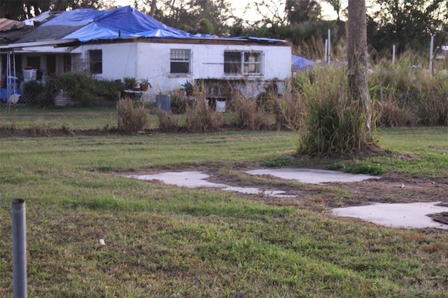 2815 US-41 N, Palmetto, FL 34221 - view of front of property with stucco siding and a front lawn