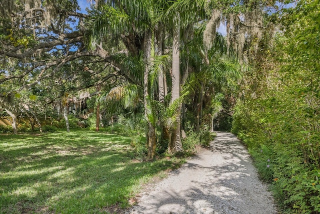 Listing photo 3 for 3301 Bay Shore Rd, Sarasota FL 34234