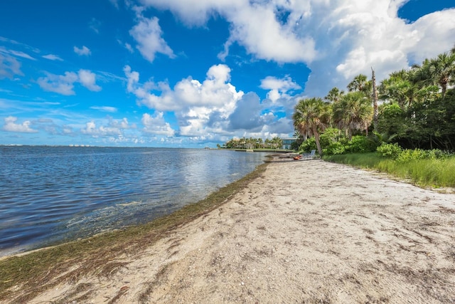 3301 Bay Shore Rd, Sarasota, FL 34234