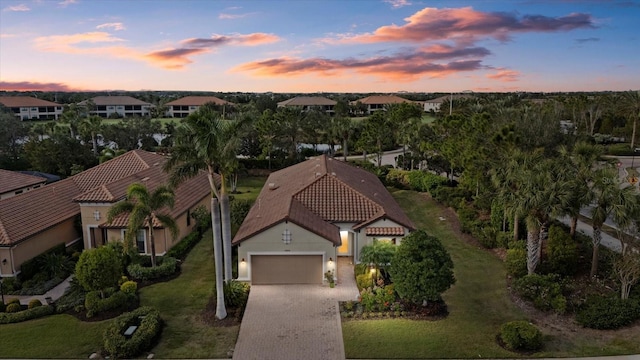 view of aerial view at dusk