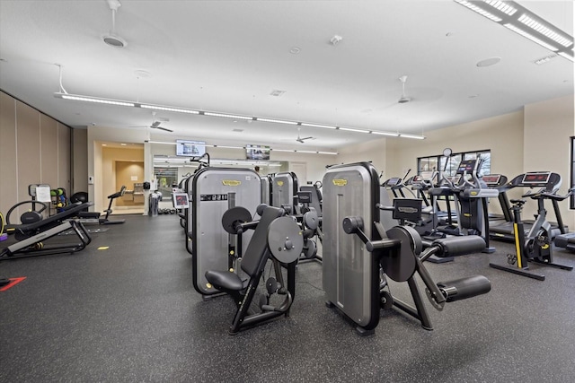 12606 Fontana Loop, Bradenton, FL 34211 - workout area featuring a ceiling fan