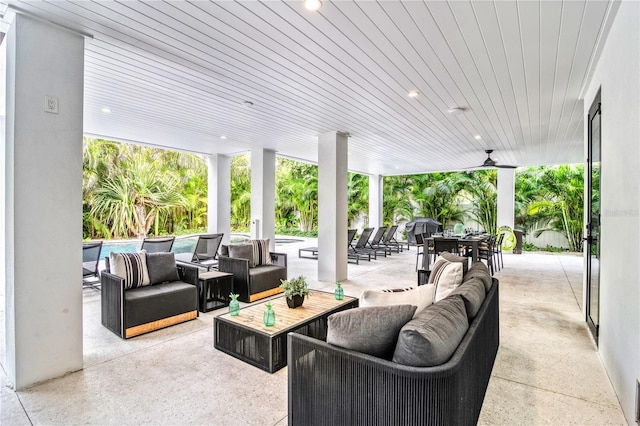 view of patio / terrace featuring outdoor lounge area