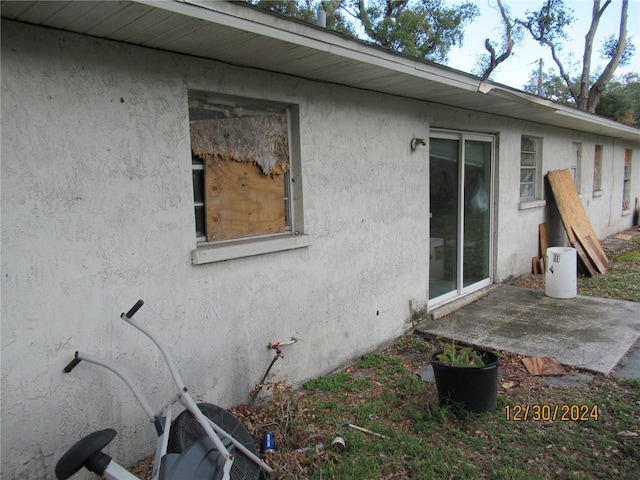 view of property exterior