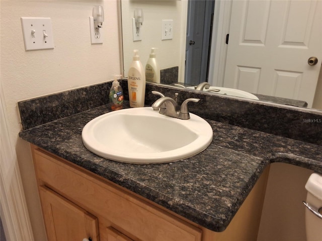 5115 44th St W, Bradenton, FL 34210 - bathroom featuring vanity