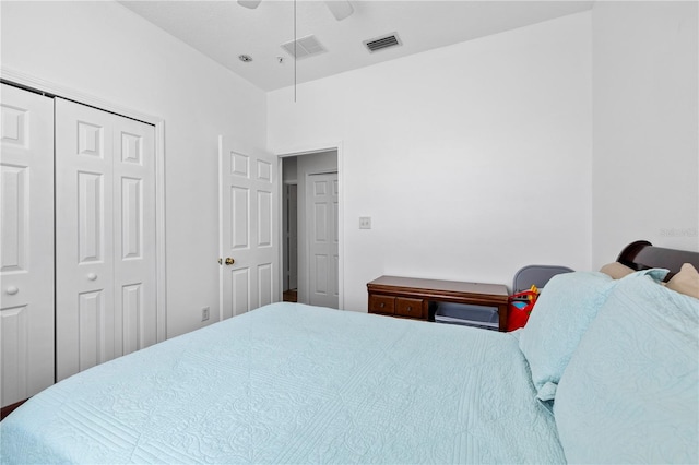 bedroom featuring a closet and ceiling fan