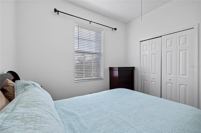 bedroom featuring a closet