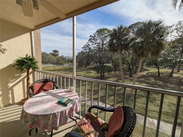 balcony with ceiling fan