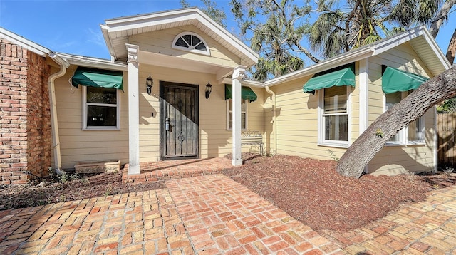 view of property entrance