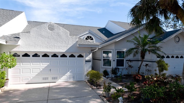 view of front facade featuring a garage