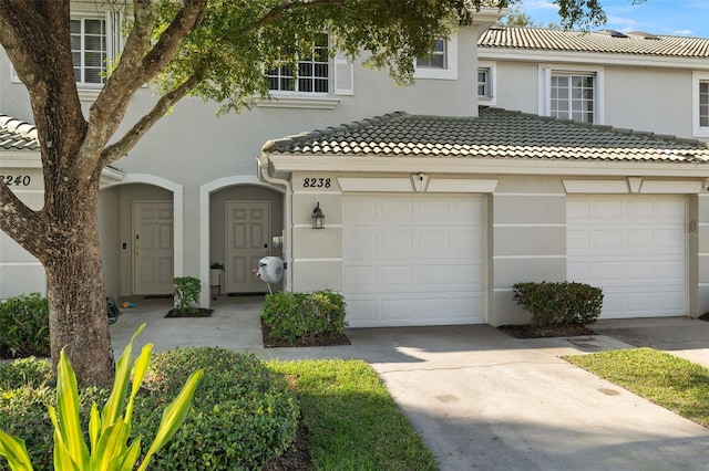 view of front of home featuring a garage