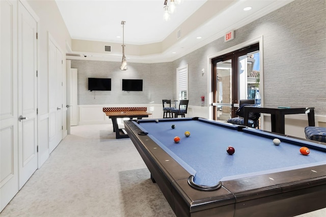 playroom with pool table