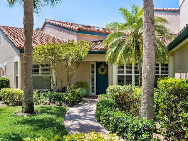 view of mediterranean / spanish-style home