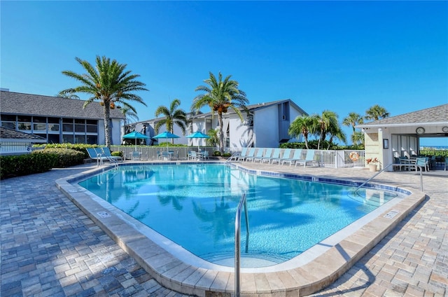 1130 W Peppertree Ln Unit 118, Sarasota, FL 34242 - photo 27