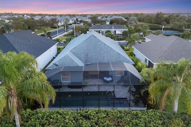 view of aerial view at dusk