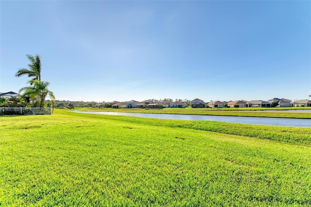 view of yard featuring a water view