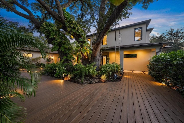 view of deck at dusk