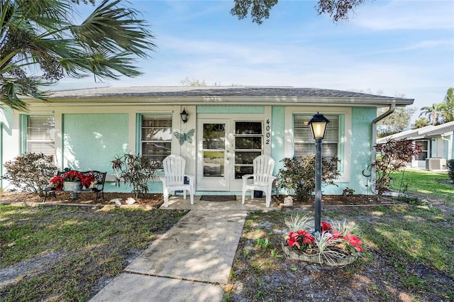 view of front of property featuring a porch