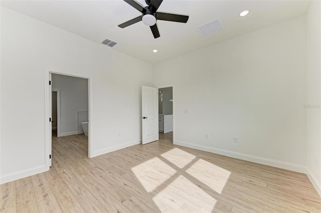 unfurnished bedroom with light hardwood / wood-style floors and ceiling fan