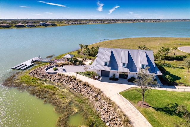 bird's eye view featuring a water view