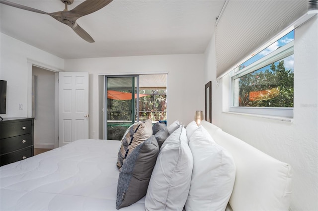 bedroom featuring ceiling fan