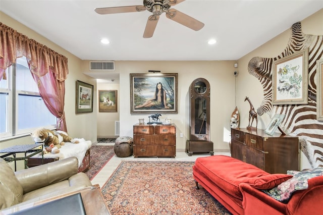 living room featuring ceiling fan