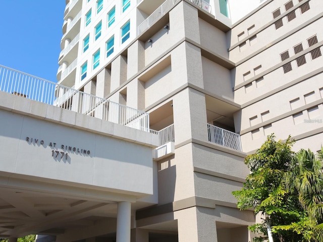 view of building exterior