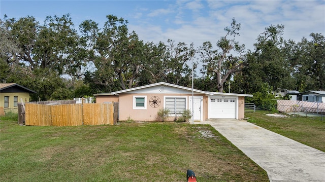 ranch-style home with a front yard