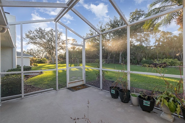 view of unfurnished sunroom