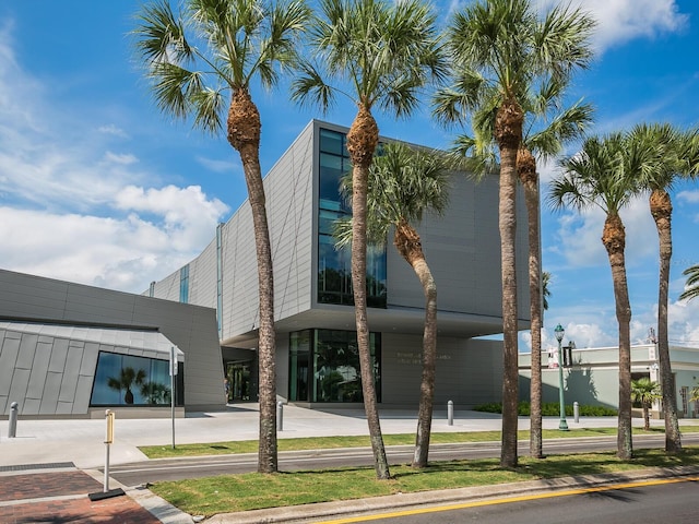 view of building exterior