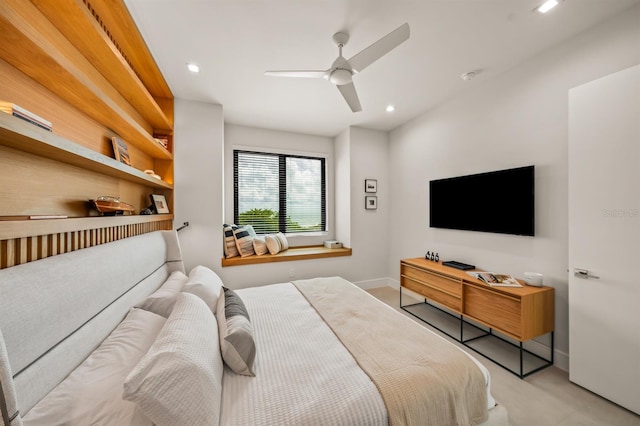 bedroom featuring ceiling fan