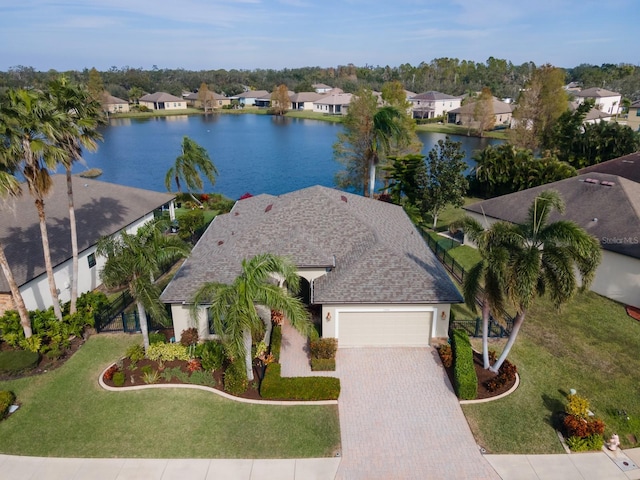 bird's eye view with a water view