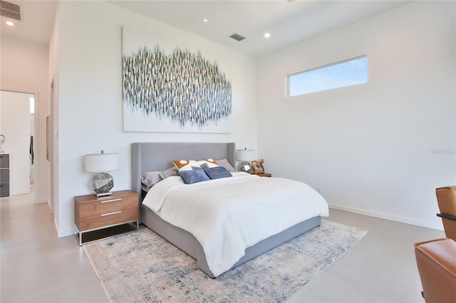 bedroom with baseboards, visible vents, and recessed lighting