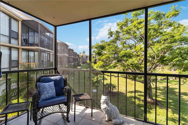 view of sunroom / solarium