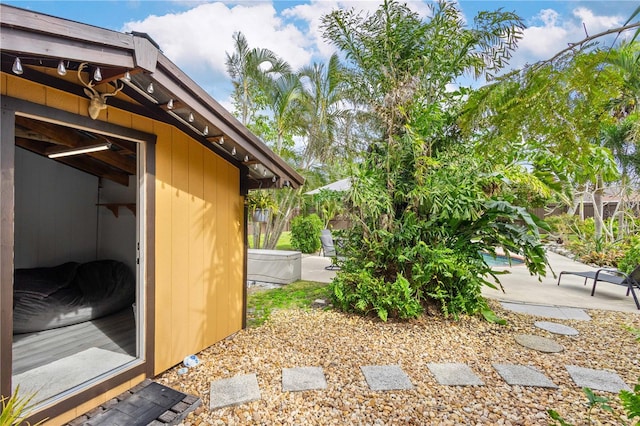 view of yard with a patio area