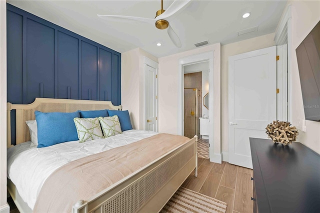 bedroom featuring ceiling fan