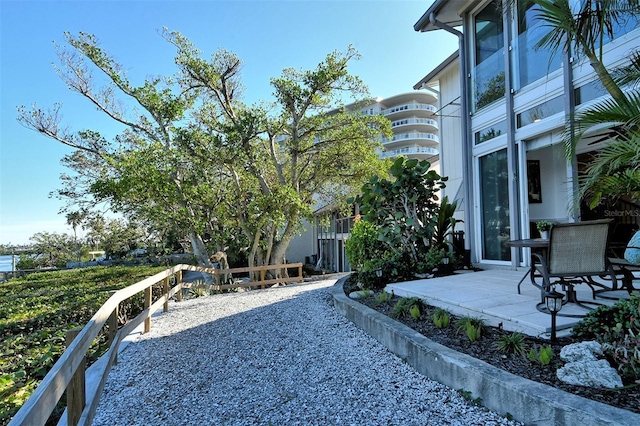 view of yard with a patio