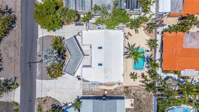 1123 Crescent St Unit 1123/1125, Sarasota, FL 34242 - bird's eye view of a pool