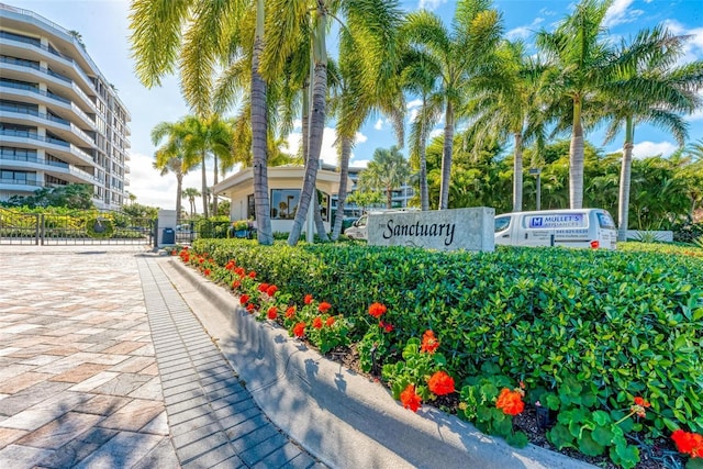 view of community / neighborhood sign