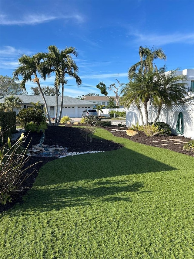 view of yard featuring fence
