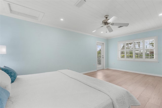 bedroom with ceiling fan, light hardwood / wood-style floors, access to exterior, and ornamental molding