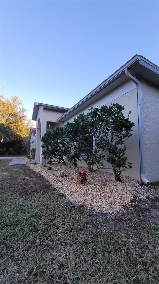 view of home's exterior