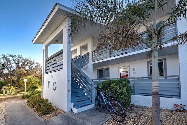 exterior space featuring a porch