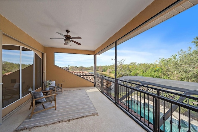 balcony with ceiling fan