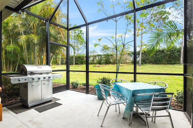 view of sunroom / solarium