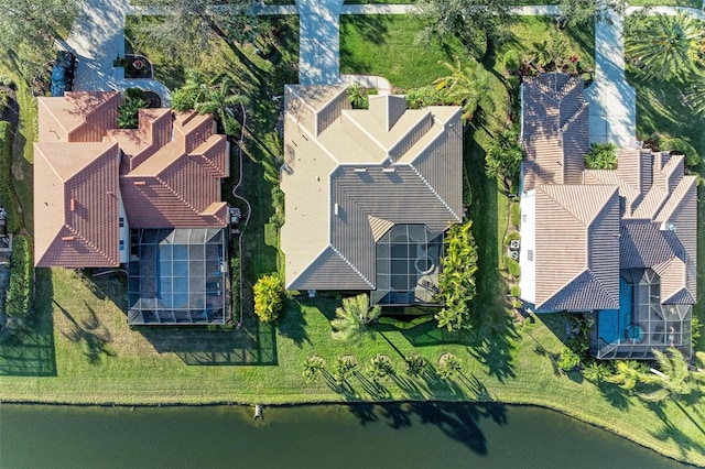 bird's eye view with a water view