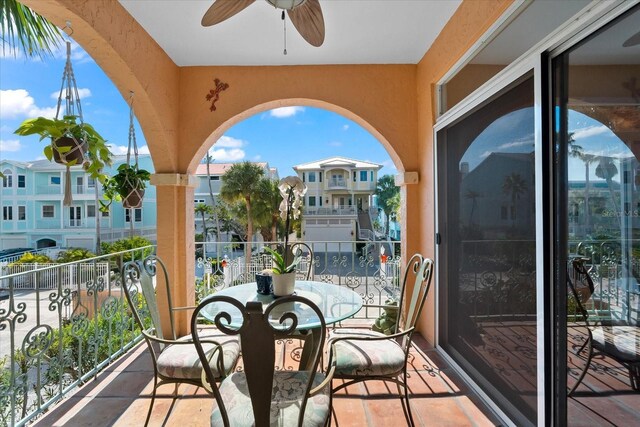 balcony with ceiling fan