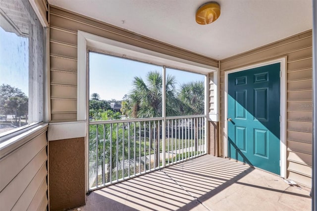 view of sunroom / solarium